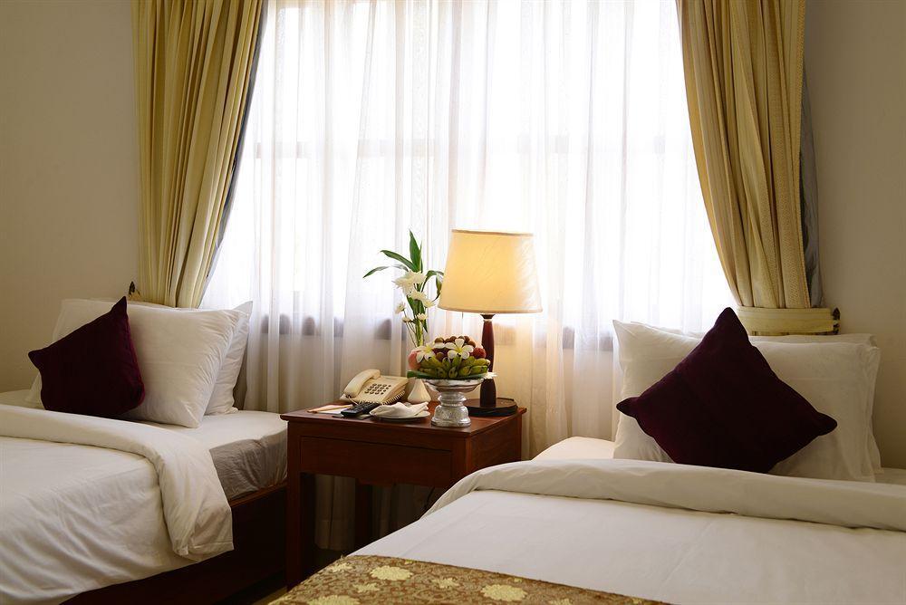 Sokhalay Angkor Villa Resort Siem Reap Exterior photo